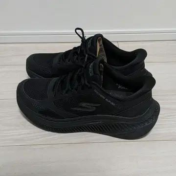 스케쳐스 고워크 맥스 쿠셔닝 아치핏 28.0