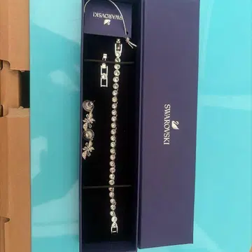 스와로브스키 귀찌와 팔찌 세트