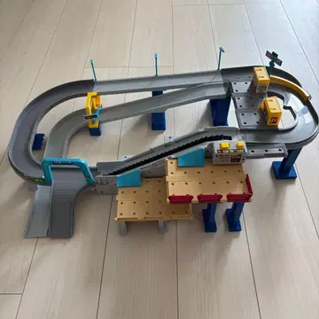 토미카 액션 고속도로