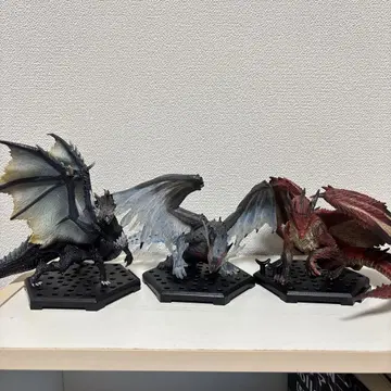 몬스터 헌터 제노 지바, 무페토 지바, 알바트리온 피규어