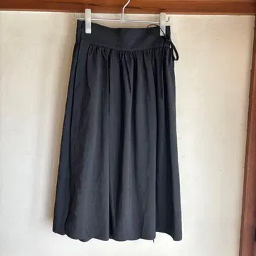 새상품 에미오와스 실크 코튼 스테디셀러 랩스커트