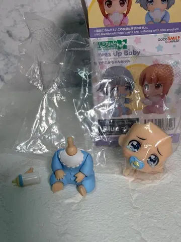 중고 넨도로이드모아 옷갈아입히기 아기 세트 블루