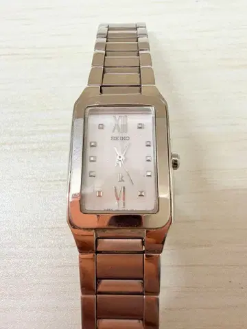 SEIKO 실버 아날로그 쿼츠 손목시계