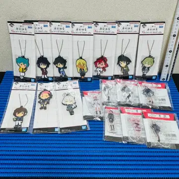 수성의 마녀 제일복권 아크릴 스탠드 러버 키링 세트 .