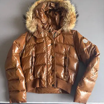 MONCLER 브라운 다운 자켓 후드 부착