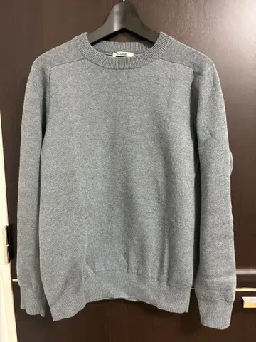 SLOANE 그레이 크루넥 스웨터