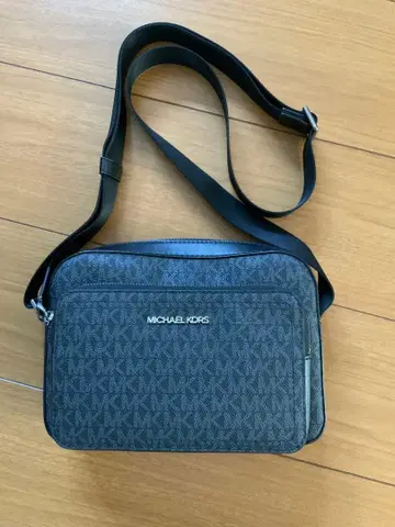 MICHAEL KORS 모노그램 숄더백