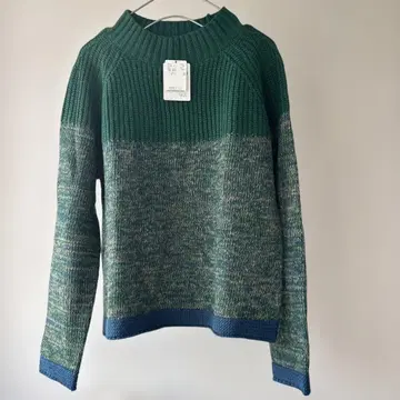새상품 월드 스웨터 그린 블루 사이즈 40