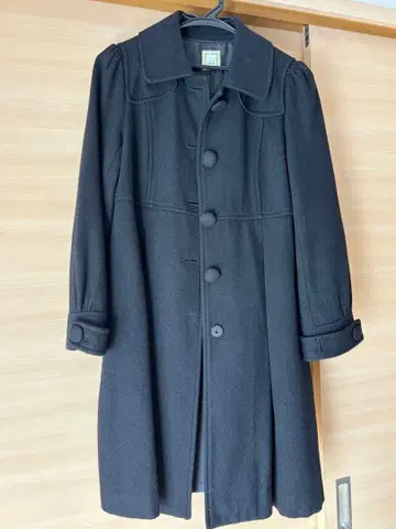 블랙 싸개 단추 롱 코트 사이즈 38