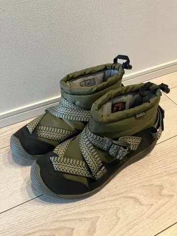 KEEN 후드젤라 WP 25.5cm 미사용