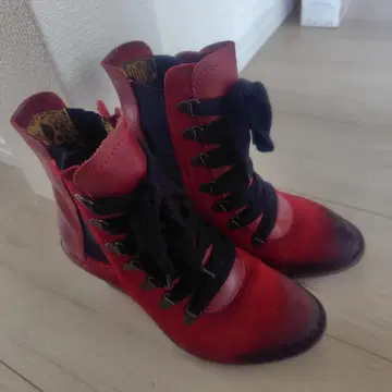 빨간색 가죽 레이스업 웨지힐 부티 FLY 미사용 새상품