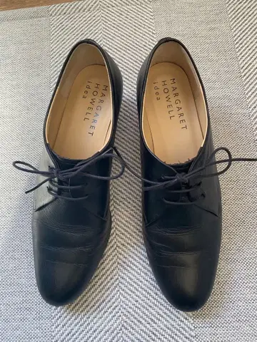 MARGARET HOWELL 블랙 레이스업 슈즈