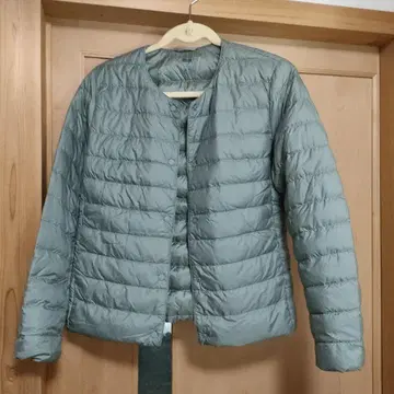 유니클로 울트라 라이트 다운 퀼팅 다운 자켓 L