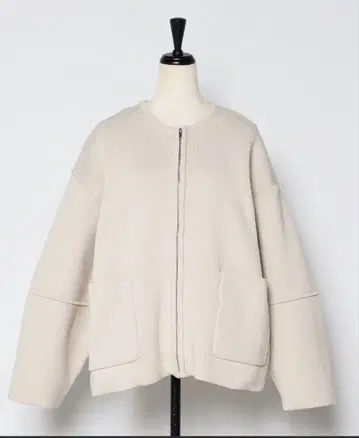아이보리 노카라 자켓