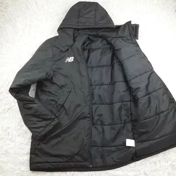 새상품급 뉴발란스 하프패디드 코트 블랙