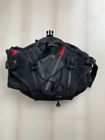 쿠시타니 힙 백