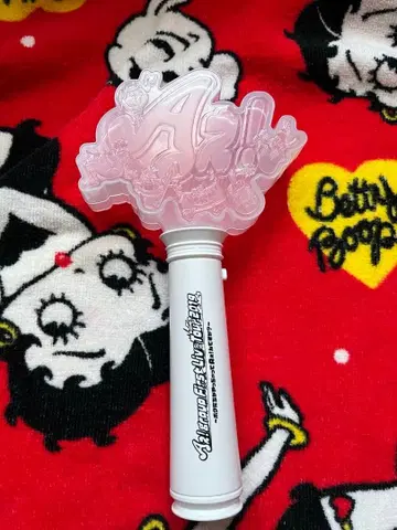 A!group 퍼스트 투어 응원봉