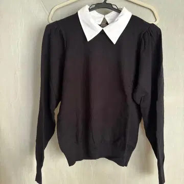 카라 부착 니트 풀오버 M 사이즈