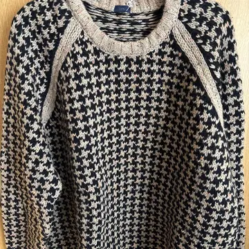 이치 하운드 투스 패턴 긴팔 니트