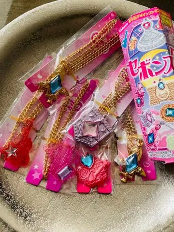 세본스타 보석 모티브 목걸이