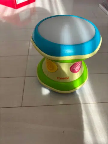 콤비 빛나는 신나는 드럼