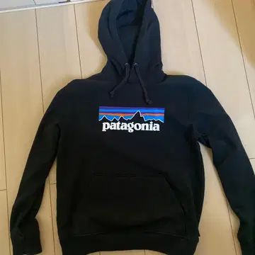 patagonia 블랙 후드티 후드 부착