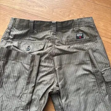 BURTLE 워크 팬츠 브라운 스트라이프