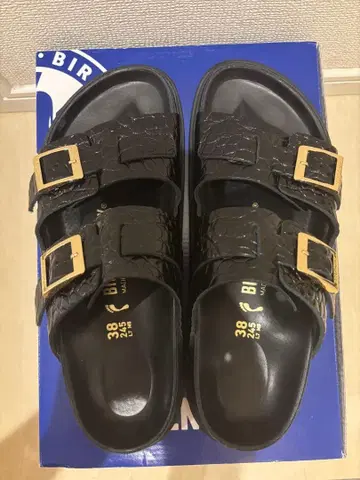 버켄스탁 유나이티드 애로우즈 샌들