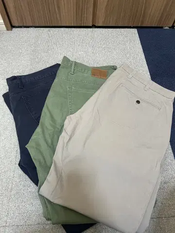 GAP 치노 팬츠 36 x 32 3개 세트