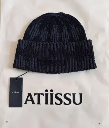 Atiissu Dia Beanie GY