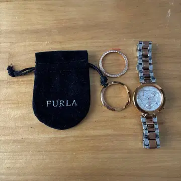 FURLA 골드 실버 크로노그래프 손목시계