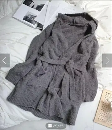 투해치 룸웨어 복슬복슬 후드 부착 가운 차콜 그레이