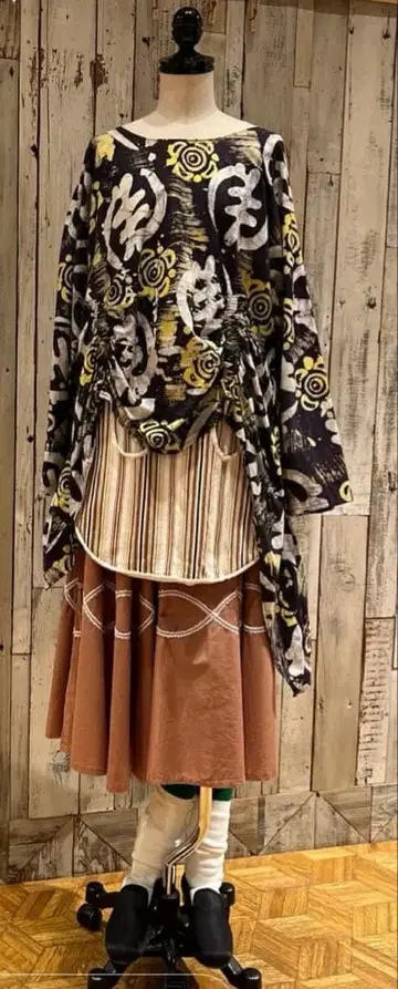 TORO 구매 vintage Batik 블라우스