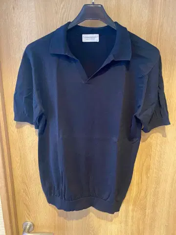 JOHN SMEDLEY 블랙 피케 셔츠
