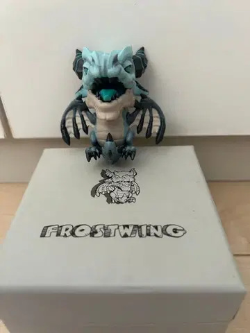 로드 모바일 피규어 박스 포함