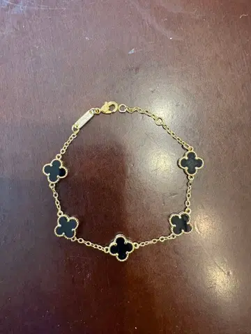 네잎 클로버 팔찌 블랙 컬러