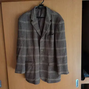 브라운 체크 무늬 테일러드 자켓