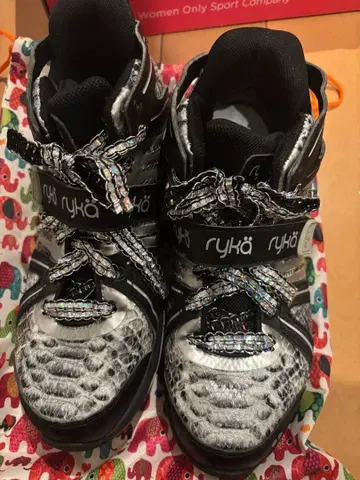 ryka 스니커즈 실버/블랙