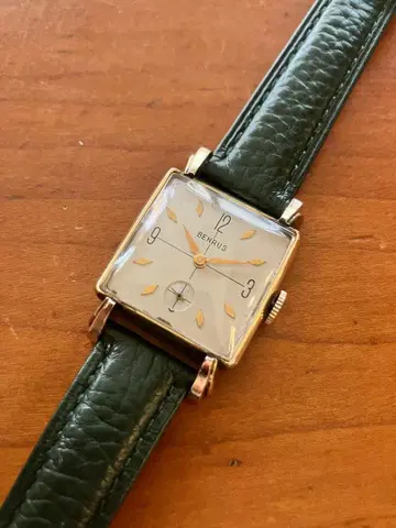 [ 작동품 ] BENRUS 벤러스 수동 와인딩 각진 금 앤티크