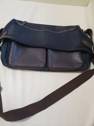 린쿠 네이비 숄더백