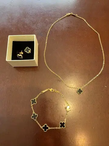 네잎 클로버 액세서리 3종 세트