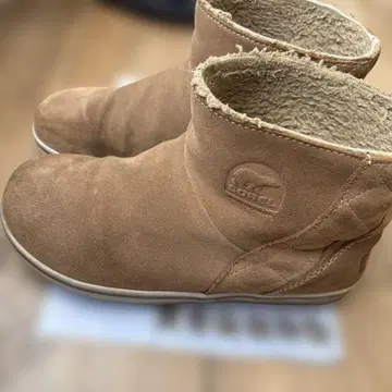 SOREL 브라운 어그 부츠