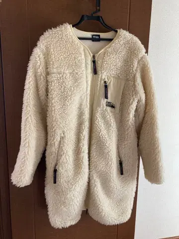 FIRST DOWN 보아 자켓 크림