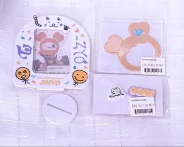 TWICE 지효 4점 묶음 판매