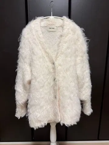 [새상품급] THE TOE 샤기 가디건