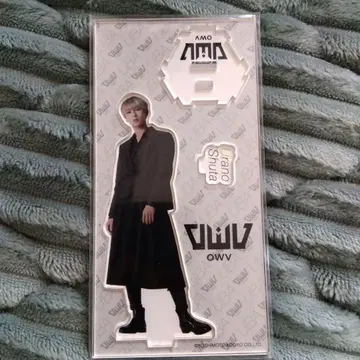 OWV [ UBA UBA ] 우라와 슈타 아크릴 스탠드 피규어