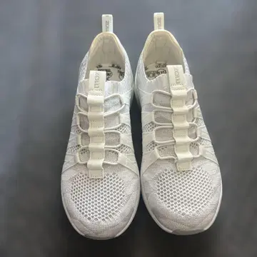 MOZ 경량 니트 스니커즈