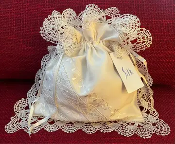 레어 미사용 새상품 실크 긴자와 레이스 파우치 레이스 보빈 레이스