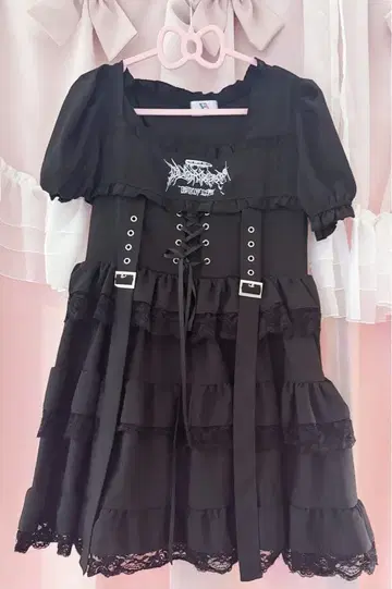 볼칸 & 아프로다이티 서브컬쳐 자수 레이스 UP 벨트 원피스 BLACK