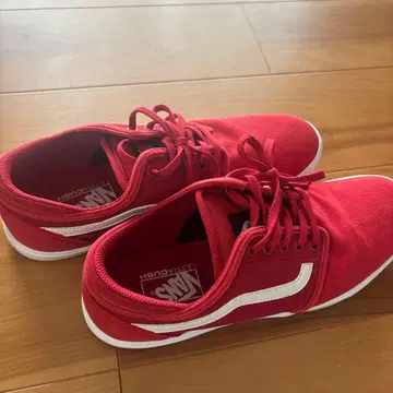 남성용 Vans 레드 스니커즈